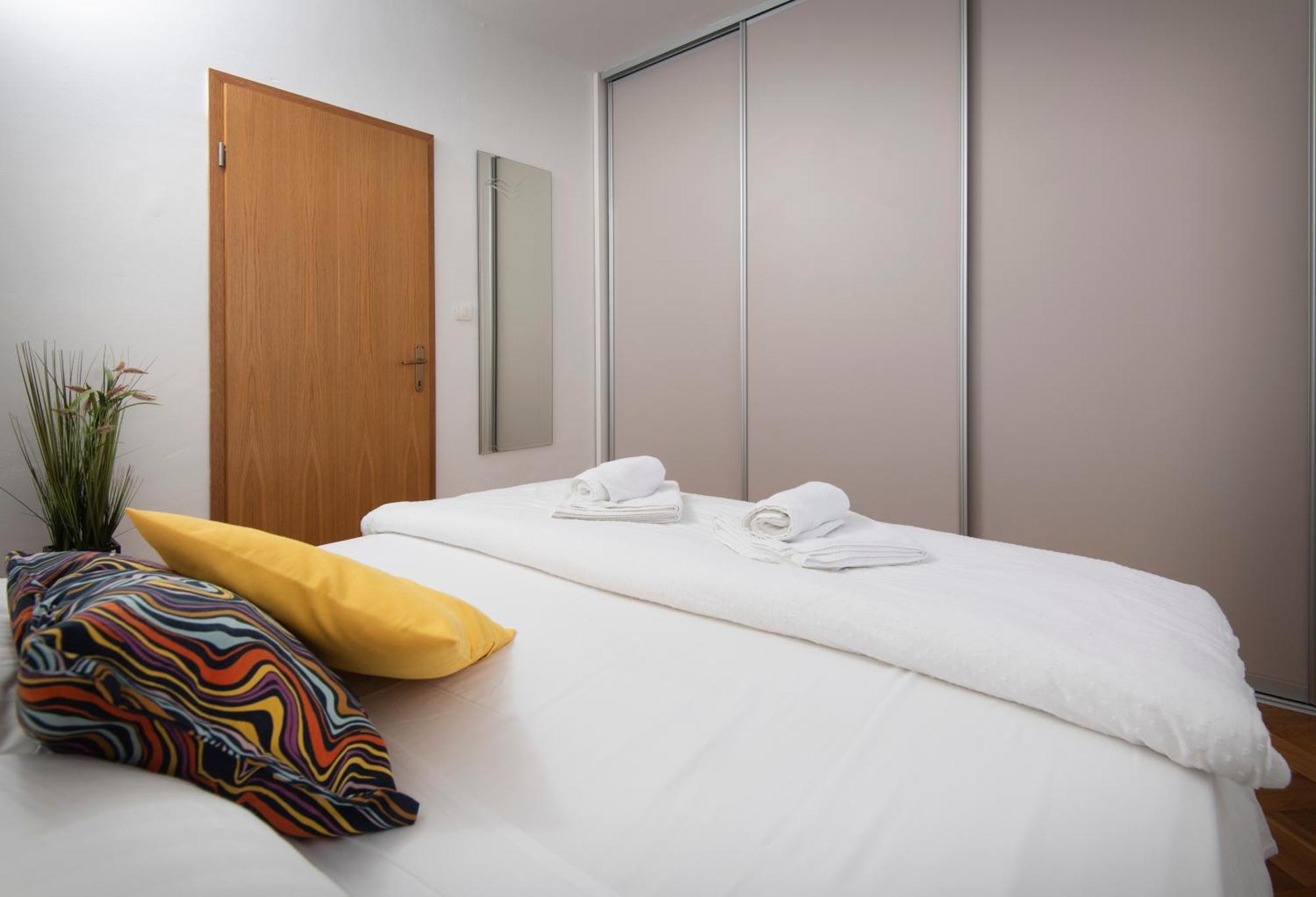 Apartman Petado Split Exteriör bild